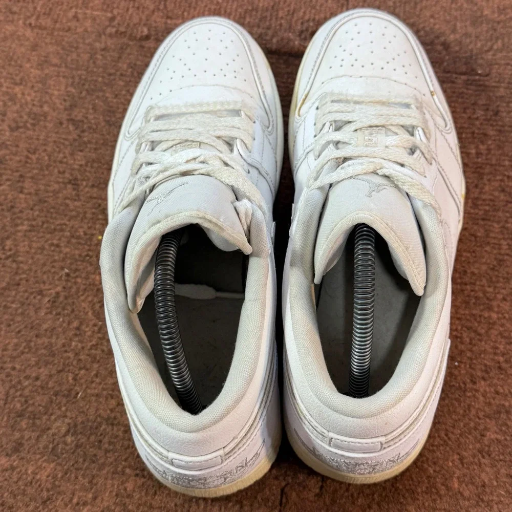Nike Air Jordan 1 Low Triple White Mens Sneakers 553558-105 Size 9.5 gently used